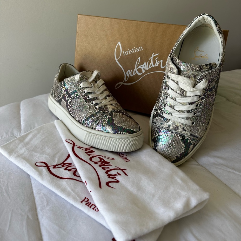 CHRISTIAN LOUBOUTIN Metallic Sneakers Vierissima Flat Sz 39.5 (9.5)